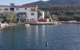 Apartments Marinko